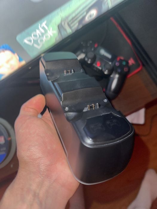 Станция за зареждане на джойстик