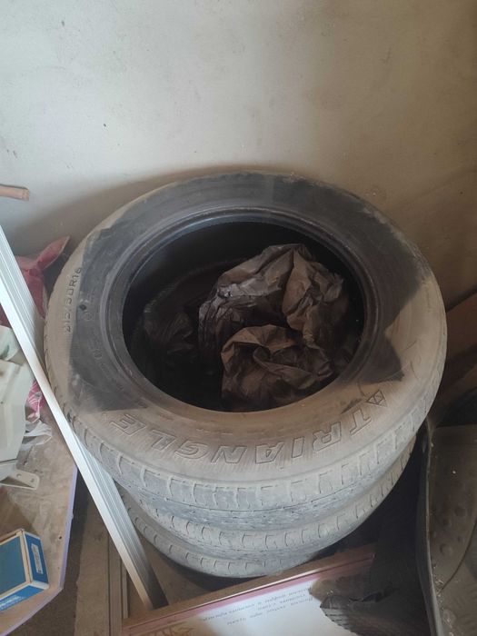 Летние б/у шины.