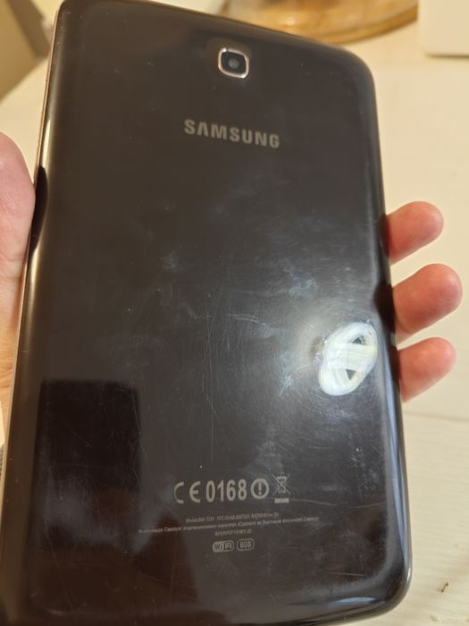 Планшет Samsung SM-T210