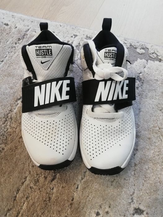 Маратонки Nike за момче