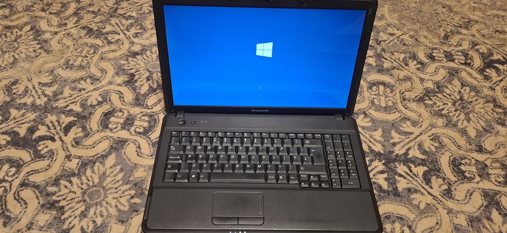 Laptop lenovo g550 20023