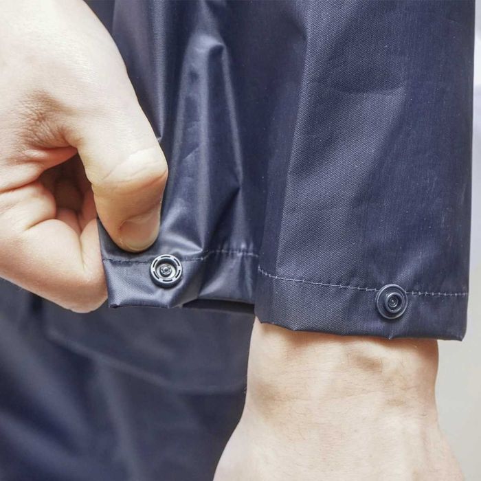 Costum impermeabil  din poliester si PVC  ,marimi: M ; L ; XL ; XXL
