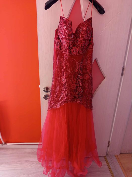 Рокли носени по 1 път