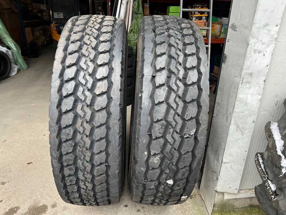 Anvelope noi radiale 445/95 R25 marca BKT pentru macara cu garantie