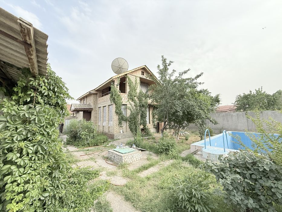 Srochno xovli sotiladi Orta saroyda 9 sotik