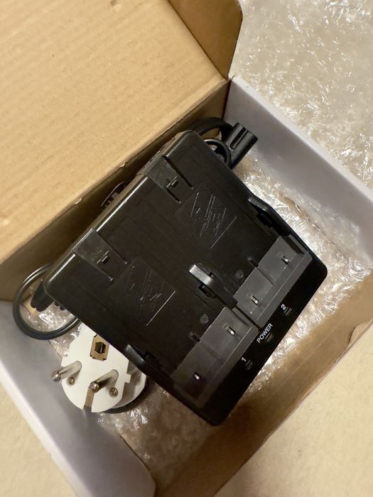 Зарядное устройтсво GPS Trimble