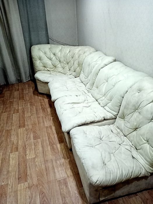Продам диван , угловой