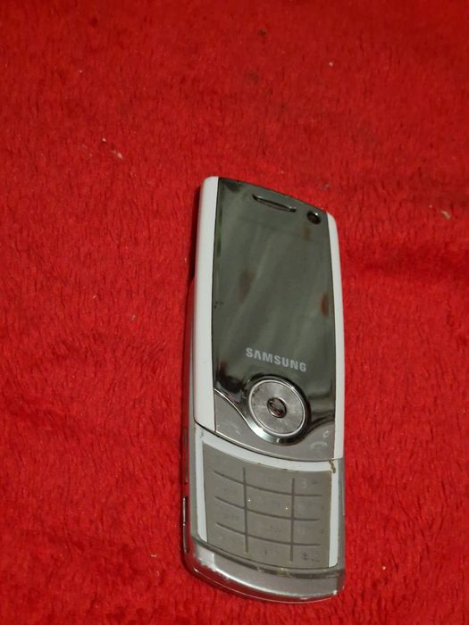 Telefon Samsung pentru colecție sau piese