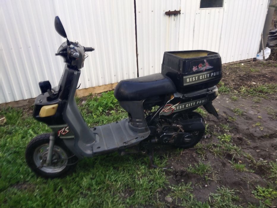 Продам скутер yamaha