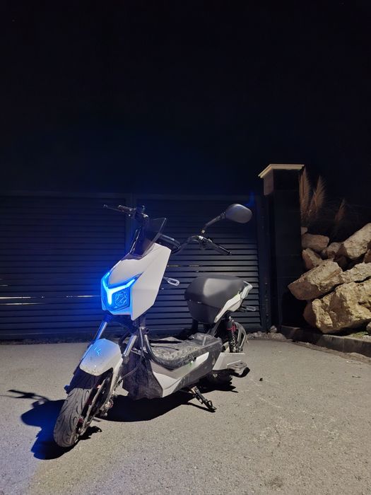 Електрически скутер