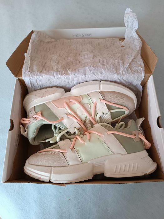 Нови обувки,само мерени