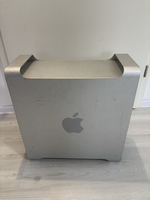 Apple Mac Pro 2009 (A1289) - Defect / Pentru piese (Fără video)