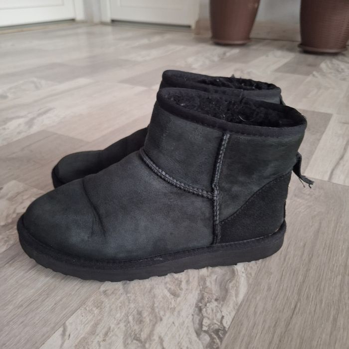 UGG nr 39 stare bună