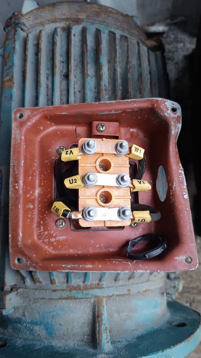 Мотор редуктор 15кв 65 об/мин