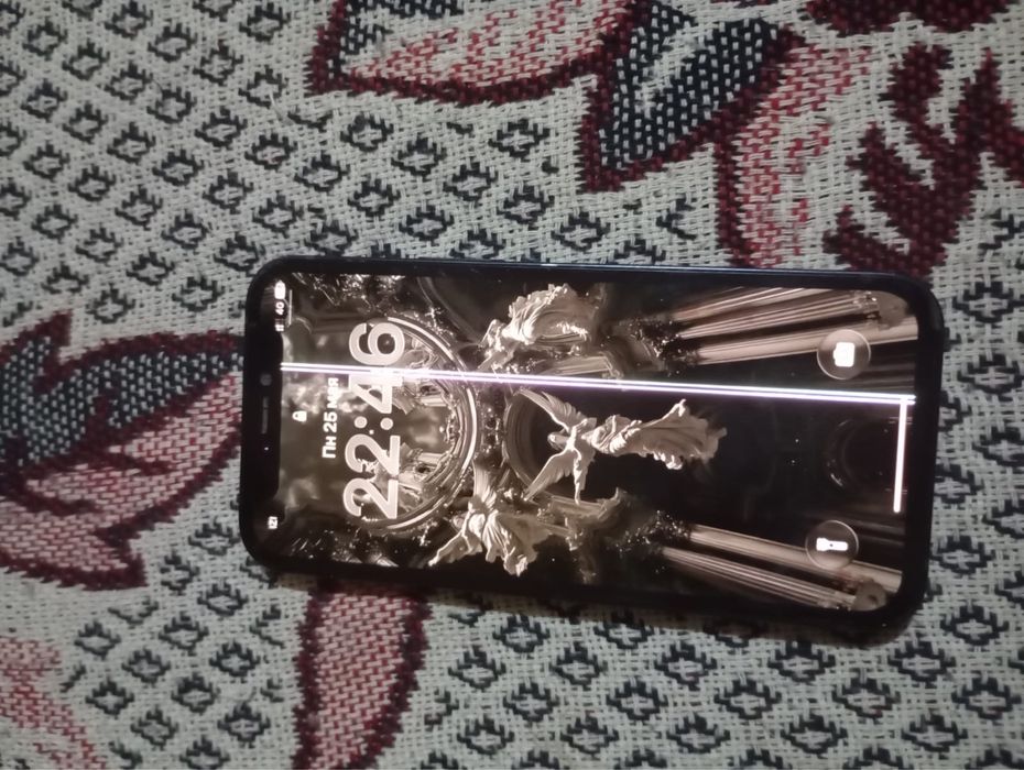 Продам iphone 12 mini
