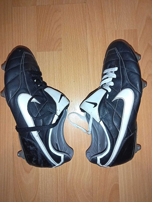 Ghete de fotbal Nike Tiempo filet