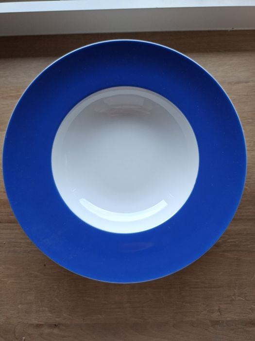 Порцеланови чинии