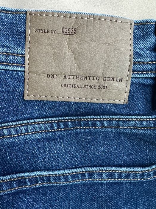 Мъжки дънки/нови/