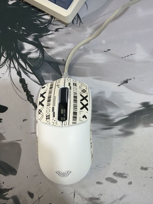 продается игровая мышь Aula x580 pro