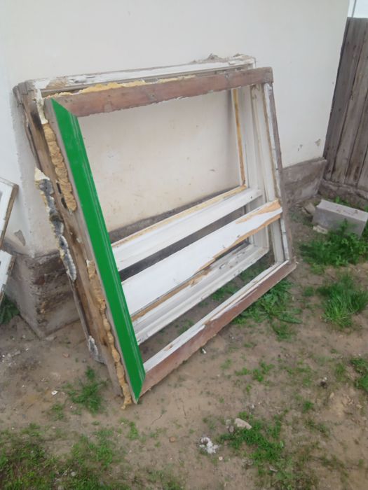 Окна деревянные на продажу
