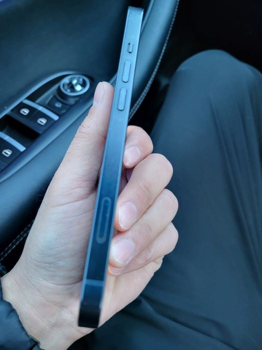 iPhone 13 продается