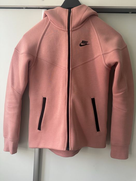 Опигинален Nike tech -розов