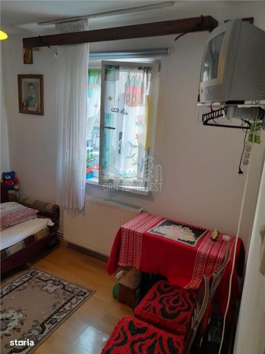 Apartament 3 camere balcon pivnita zona Vasile Aaron — fotografia 3