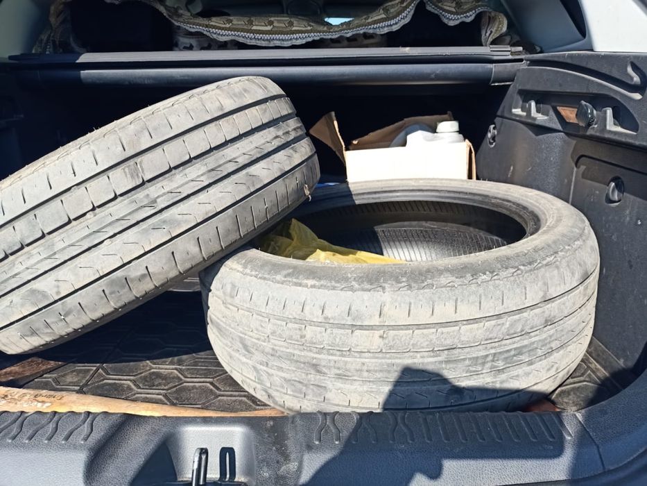 Продам комплект шин