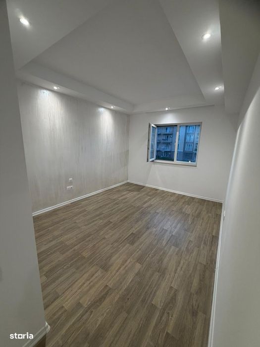 Vand apartament 3 camere Cosmopolis