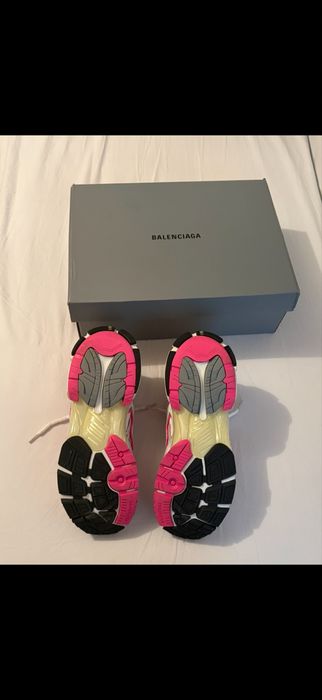balenciaga runners