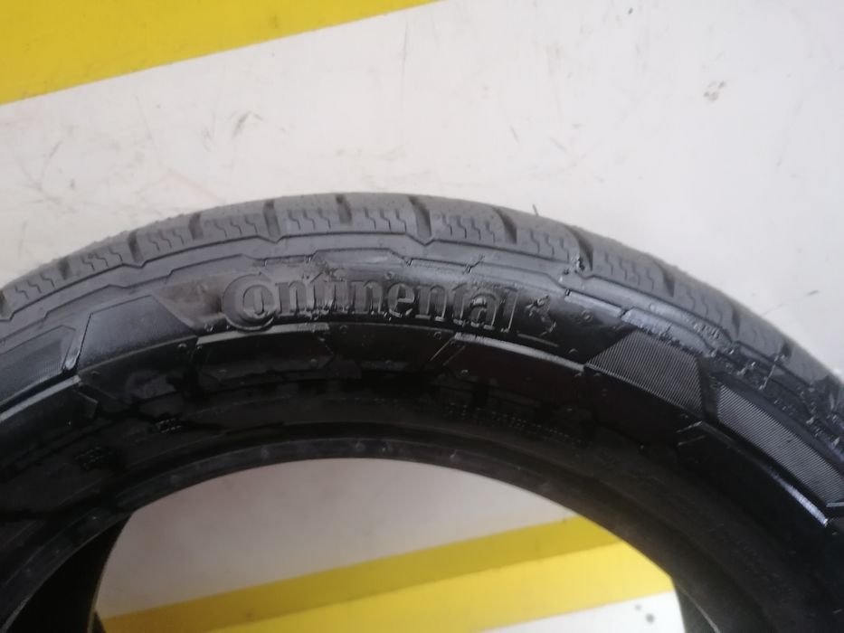 215/60/17. C Iarna 2*Continental  DOT 3617.   6,,44mm