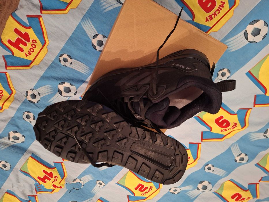 кроссовки обувь   adidas  terrex