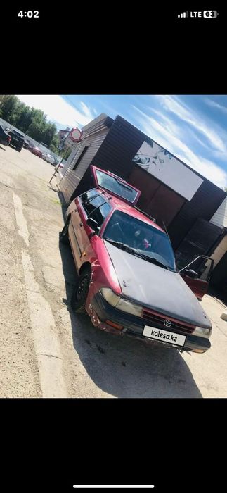 Тоета Карина 2 по частям