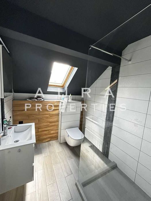 Продава се Къща в Разград, Варош - 392 кв.м за 599 €/кв.м - Снимка #17