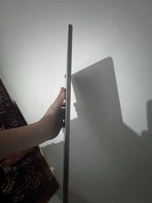 Продам iPad Air (13) M3 (2025)