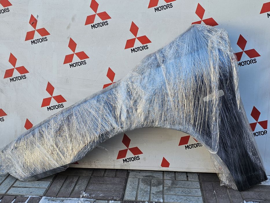 Крылья передние, капот