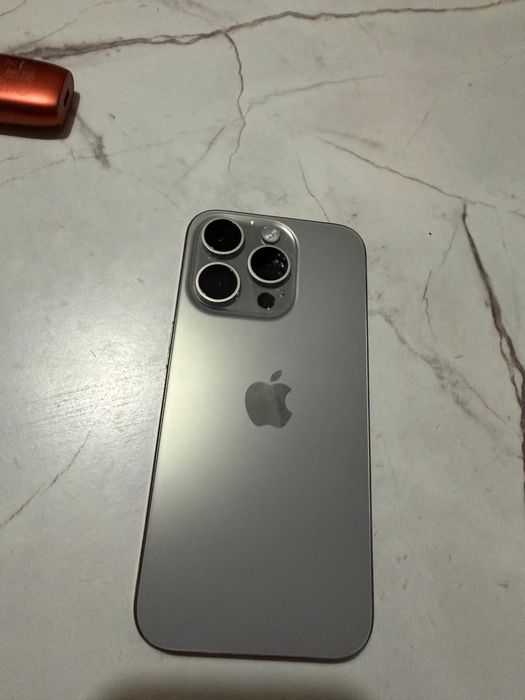 Айфон 15 pro без ремонта