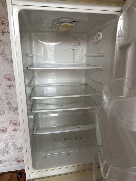 Холодильник продам