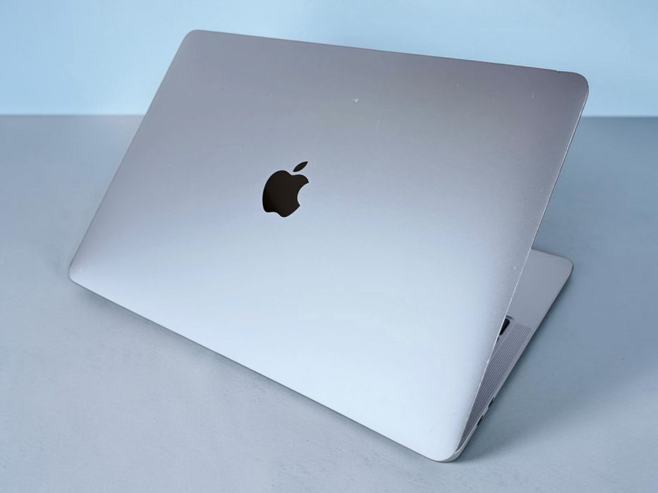 Apple MacBook Pro 13 M2 8RAM 256GB Touch Bar Space Gray 94% Батерия! Гараниця!