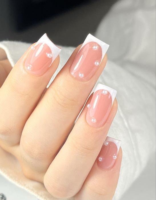 маникюр, наращивание ногтей