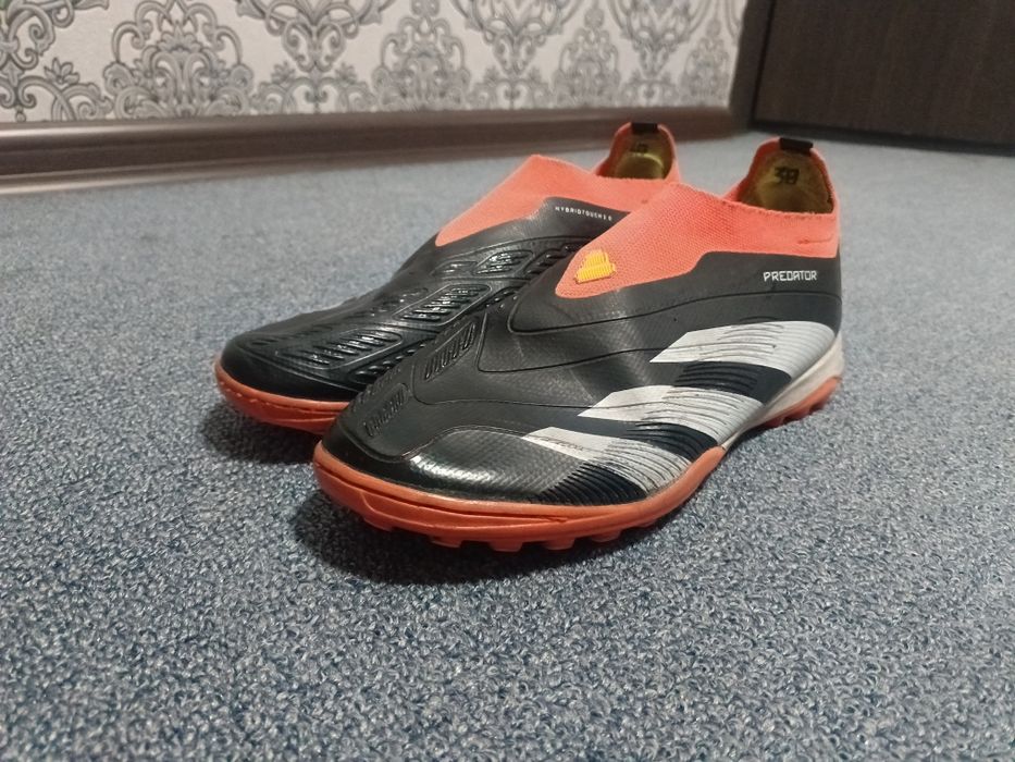 Сараконошки Адидас предатор