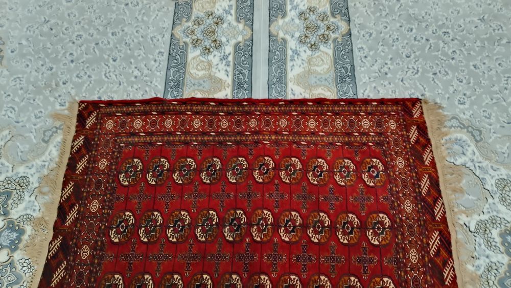 Bu turkman gilami toza
