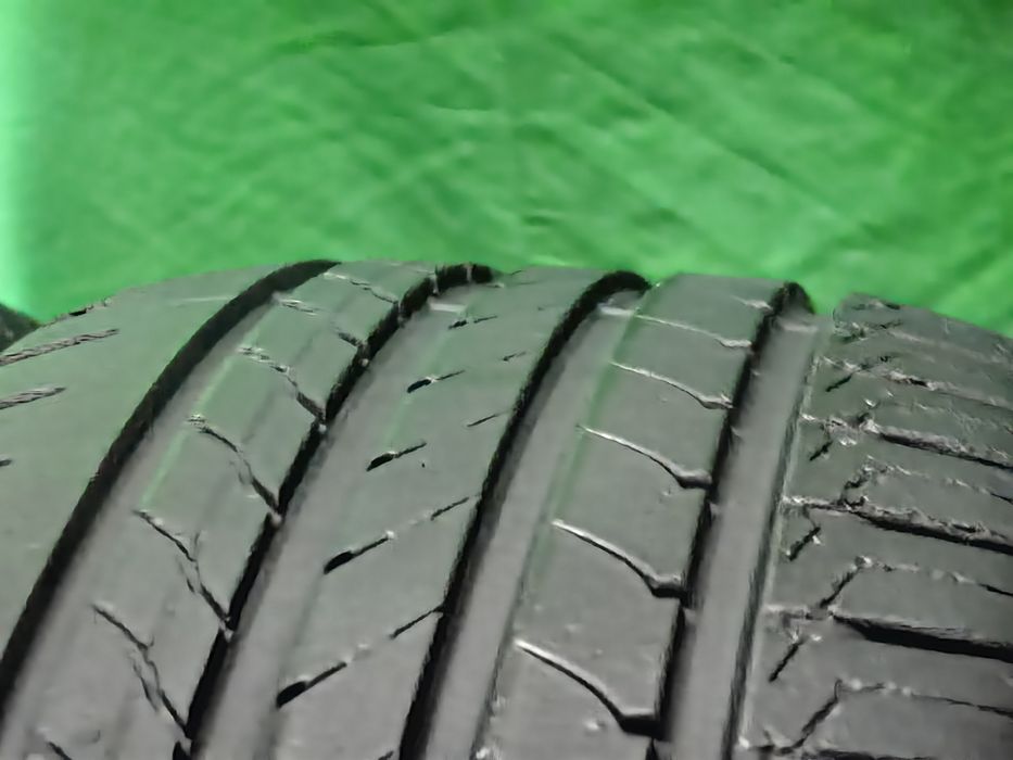 235/50R17 Goodyear 7,2-7mm 2021-20 stare foarte buna