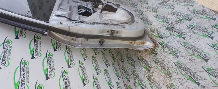 Usa / Portiera spate dreapta Hyundai Santa Fe 2004