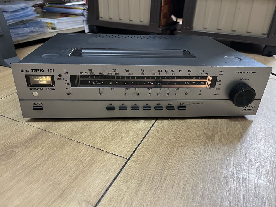 Tuner Stereo de colecție românesc Tehnoton anii ‘80