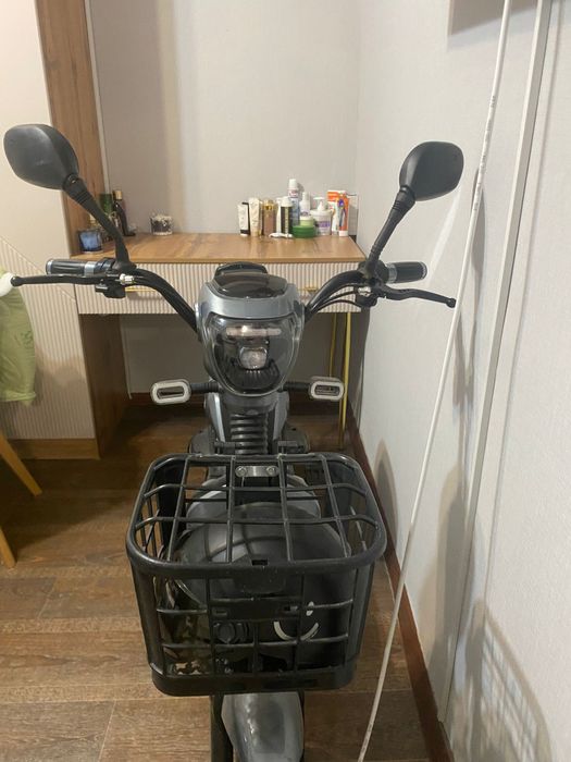 Электроскутер ,,,