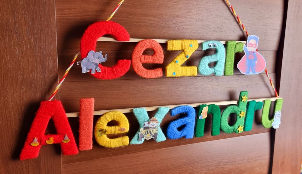 Litere colorate pentru camera copilului sau botez