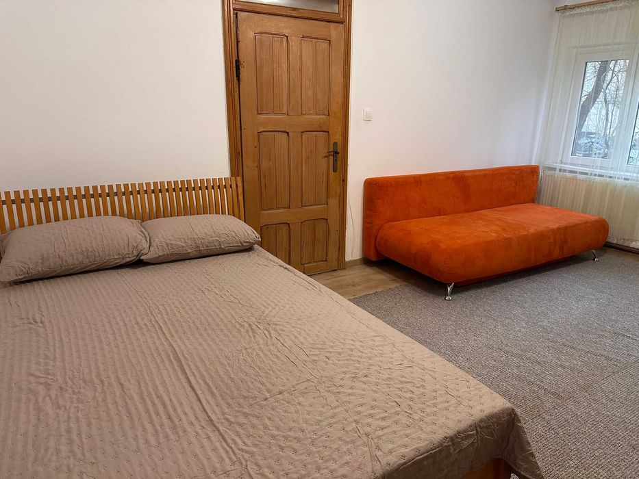 Proprietar, închiriez garsoniera cu contract Anaf _ zona Sineasca