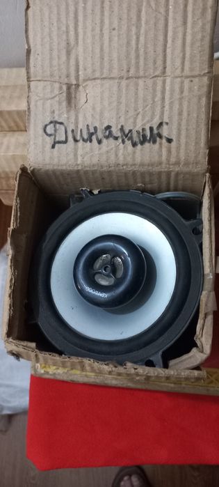 Разные медицинские шланги,тиски,иструменты для рехбу по дереву и др.