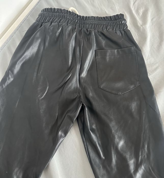 pantaloni young rich white